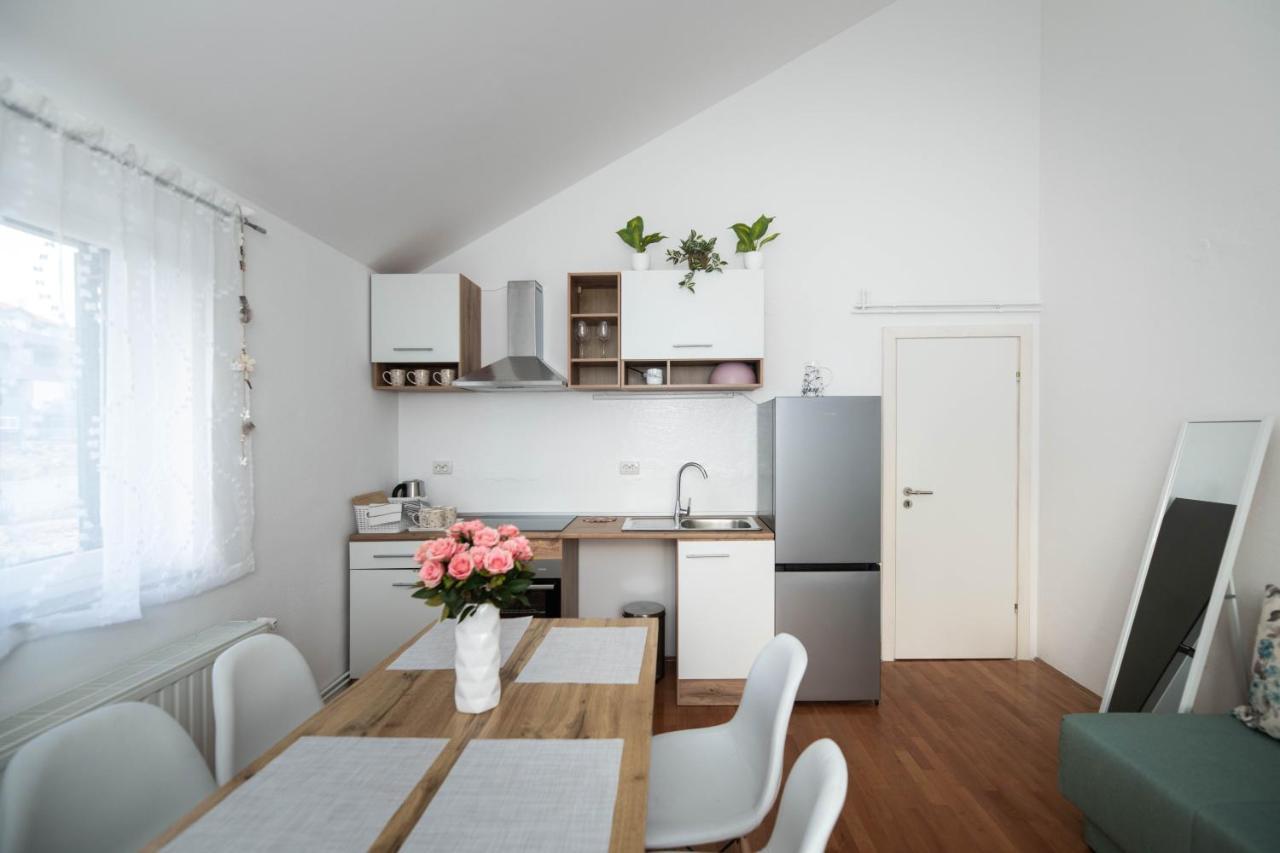 Apartment Sunny *