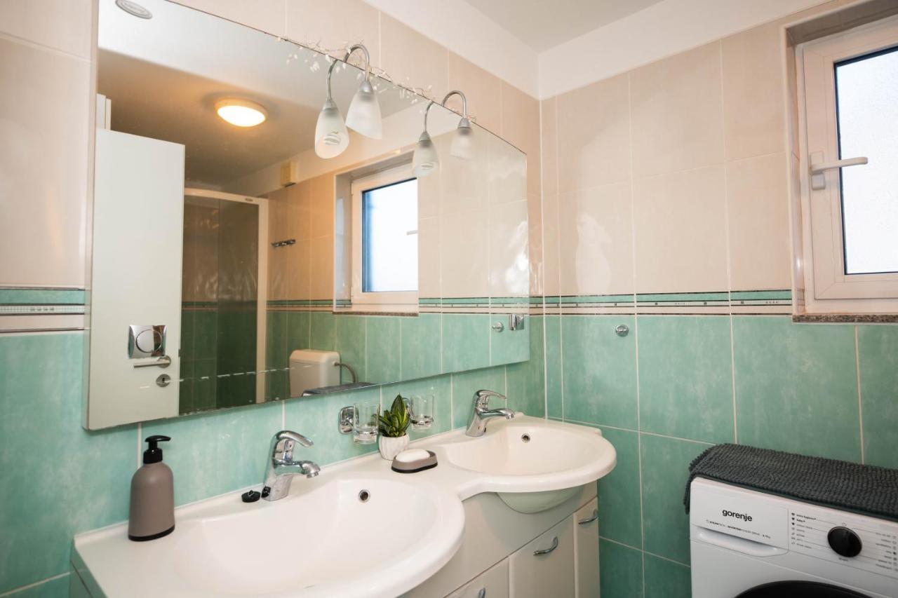 Sunny Apartment Sibenik